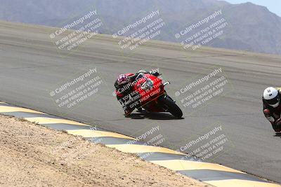 media/Apr-10-2022-SoCal Trackdays (Sun) [[f104b12566]]/Bowl (11am)/